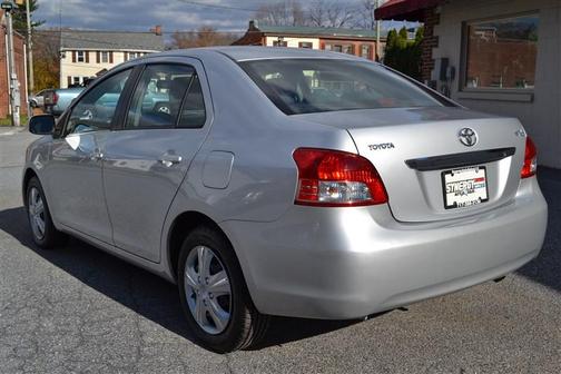 2010 Toyota Yaris Base
