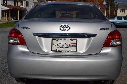 2010 Toyota Yaris Base