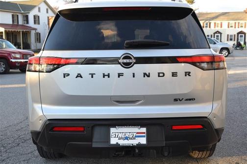 2022 Nissan Pathfinder SV 4WD