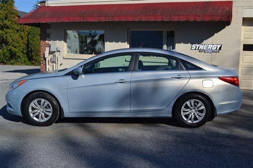 2011 Hyundai SONATA GLS