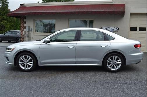 2020 Volkswagen Passat 2.0T SE