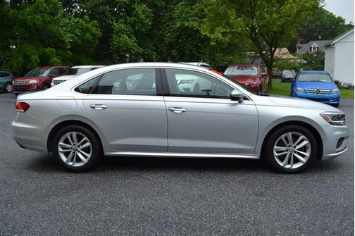 2020 Volkswagen Passat 2.0T SE