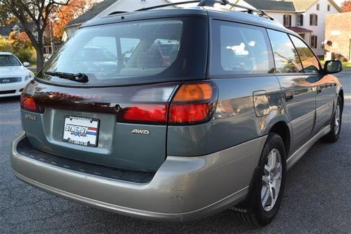 2001 Subaru Outback Base