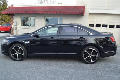 2016 Ford Taurus SEL