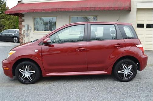2006 Scion xA Base (M5)