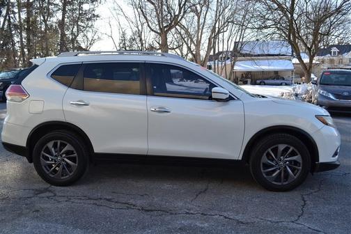 2016 Nissan Rogue SL