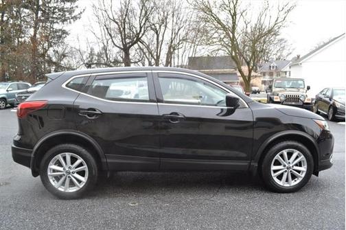 2019 Nissan Rogue Sport S