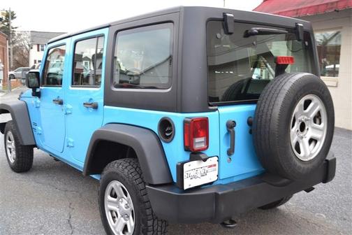 2017 Jeep Wrangler Unlimited Sport RHD