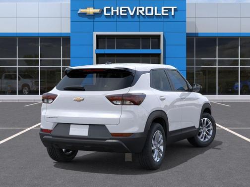 Summit White 2026 Chevrolet Trailblazer LS