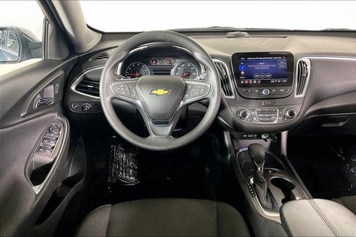 Shadow Gray Metallic 2021 Chevrolet Malibu FWD LT