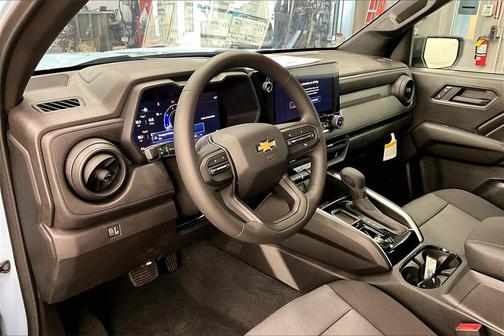 2025 Chevrolet Colorado WT
