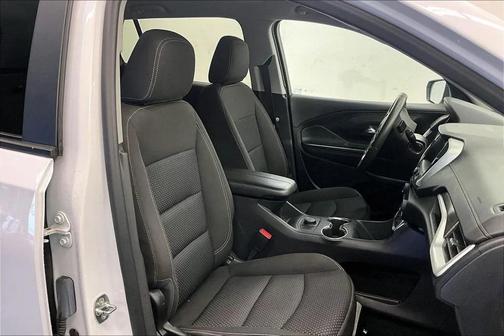 Summit White 2024 GMC Terrain SLE