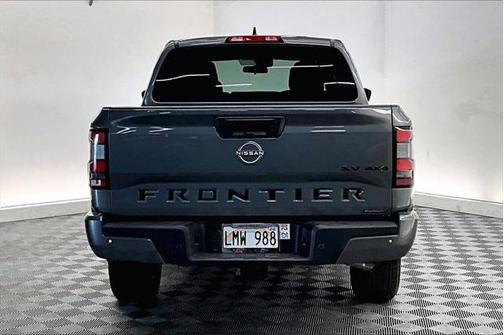 2023 Nissan Frontier SV