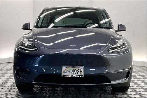 2022 Tesla Model Y Long Range Dual Motor All-Wheel Drive