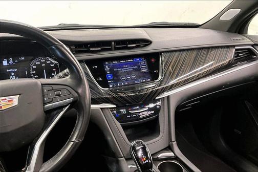 Argent Silver Metallic 2024 Cadillac XT6 Premium Luxury FWD