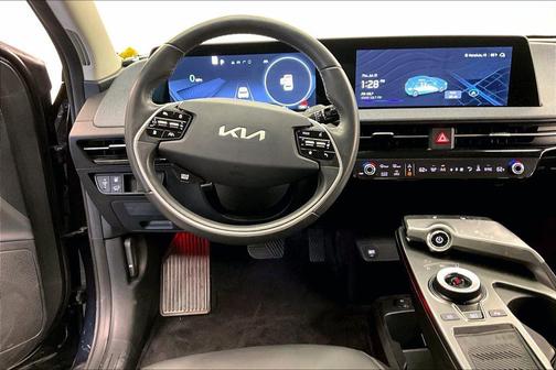 2024 Kia EV6 Light