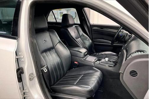 2021 Chrysler 300 S