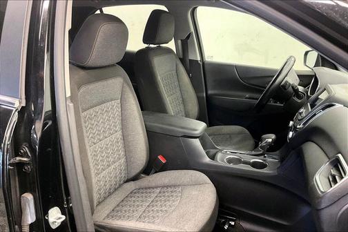 Mosaic Black Metallic 2022 Chevrolet Equinox 1LT