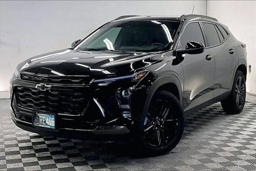 Mosaic Black Metallic 2024 Chevrolet Trax FWD ACTIV