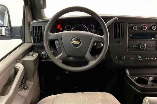 2020 Chevrolet Express 2500 RWD 2500 Regular Wheelbase LT