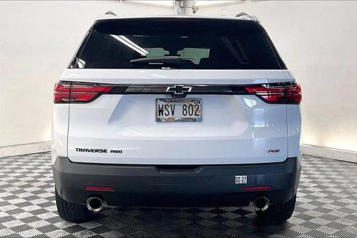 Summit White 2023 Chevrolet Traverse RS