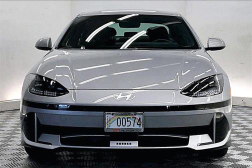 2025 Hyundai IONIQ 6 SE