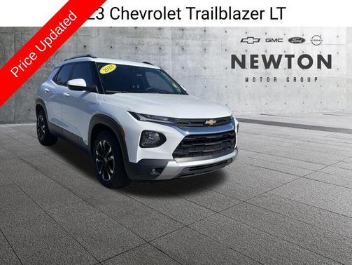 Summit White 2023 Chevrolet Trailblazer LT