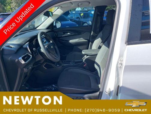 Summit White 2023 Chevrolet Trailblazer LT