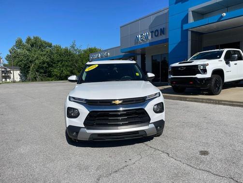 Summit White 2023 Chevrolet Trailblazer LT