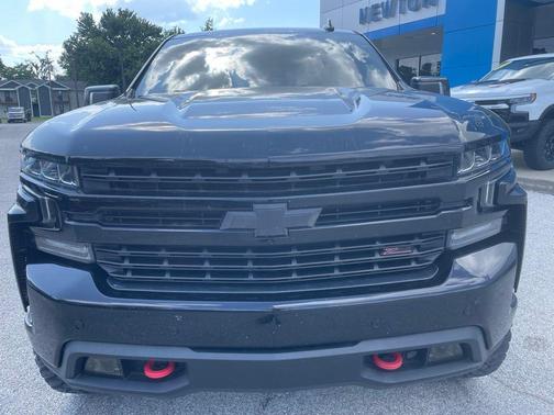 Black 2019 Chevrolet Silverado 1500 LT Trail Boss