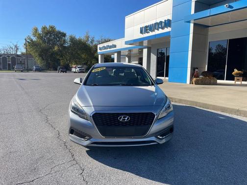 2016 Hyundai SONATA Hybrid SE