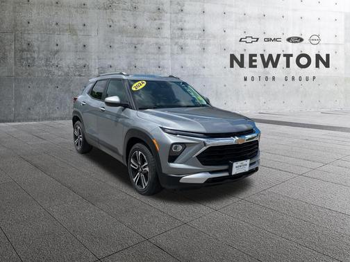Sterling Gray Metallic 2024 Chevrolet Trailblazer LT