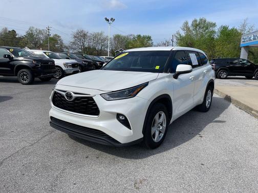 2021 Toyota Highlander LE