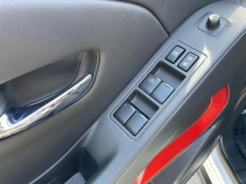 Glacier White 2025 Nissan Frontier PRO-4X