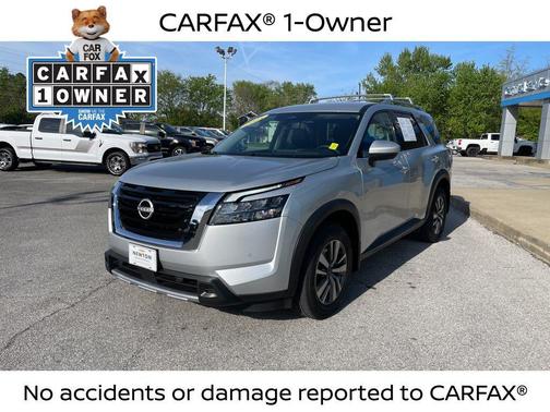 Brilliant Silver Metallic 2025 Nissan Pathfinder SL 4WD