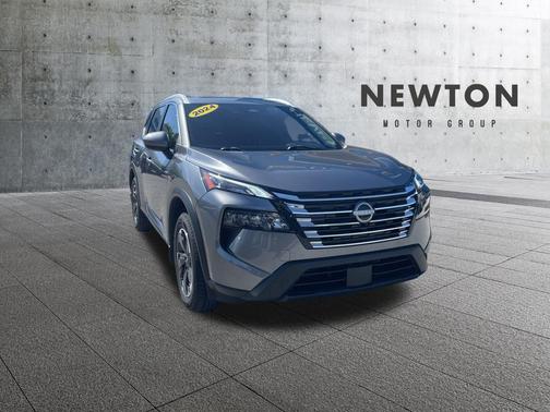 Gun Metallic 2024 Nissan Rogue SV