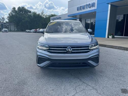 Silver Metallic 2024 Volkswagen Tiguan 2.0T S