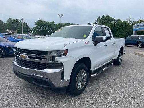 Summit White 2019 Chevrolet Silverado 1500 LT