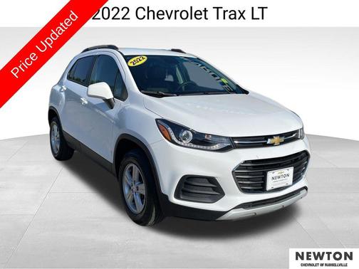 Summit White 2022 Chevrolet Trax LT