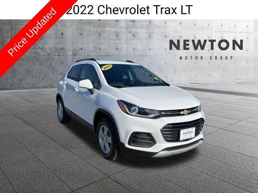 Summit White 2022 Chevrolet Trax LT
