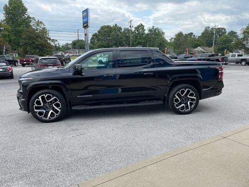2024 Chevrolet Silverado EV First-Edition RST 4WD