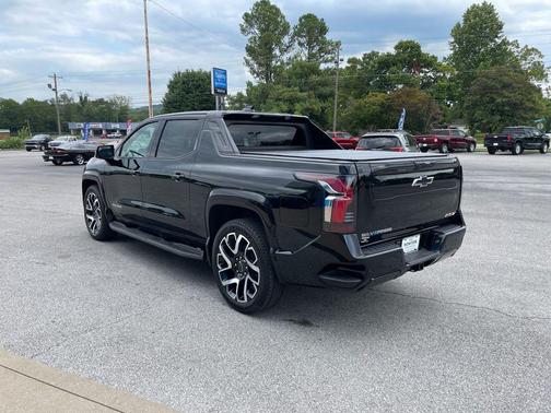 2024 Chevrolet Silverado EV First-Edition RST 4WD