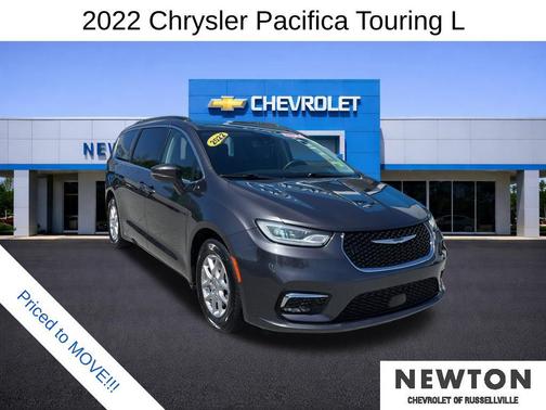 Granite Crystal Metallic Clearcoat 2022 Chrysler Pacifica Touring L
