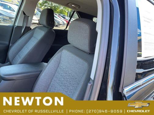 Mosaic Black Metallic 2024 Chevrolet Equinox 1LT
