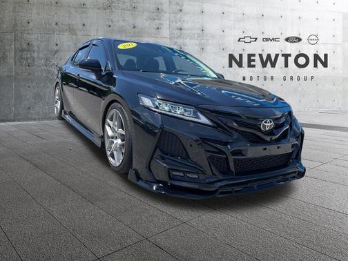 Midnight Black Metallic 2021 Toyota Camry TRD
