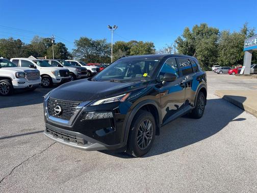 2022 Nissan Rogue S