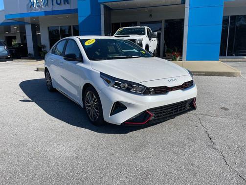 Snow White Pearl 2023 Kia Forte GT-Line