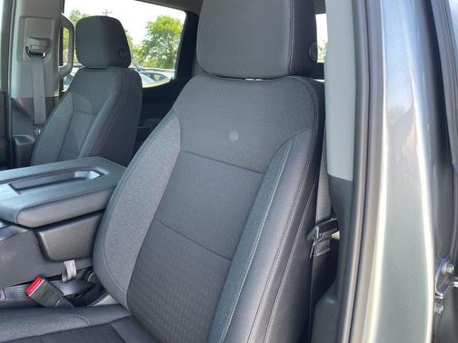 Sterling Gray Metallic 2026 Chevrolet Silverado 1500 Custom