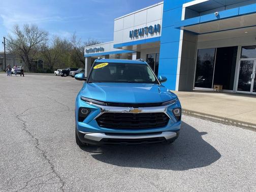 Marina Blue Metallic 2026 Chevrolet Trailblazer LT