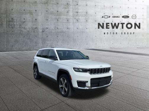 Bright White Clearcoat 2023 Jeep Grand Cherokee L Limited